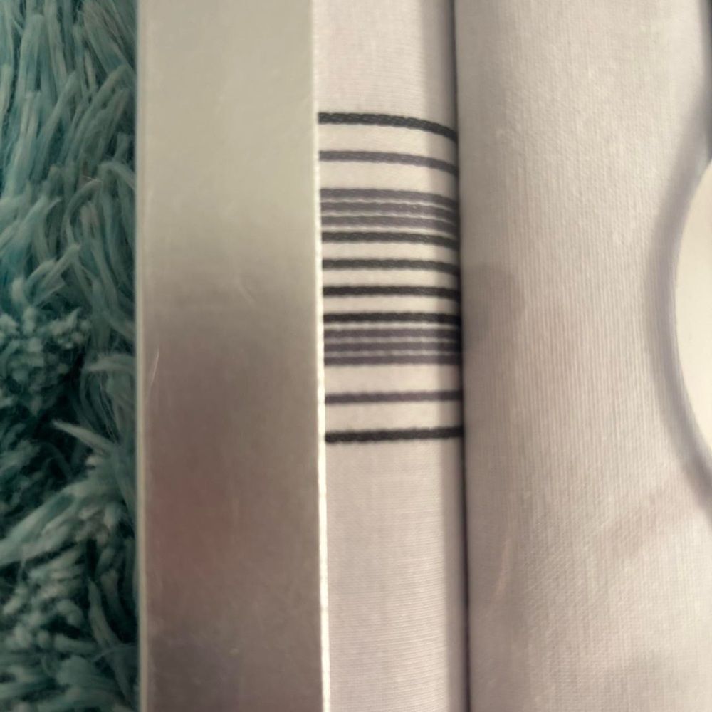 Perry Ellis handkerchief Set - White and Light Blue - Picture 2 of 4
